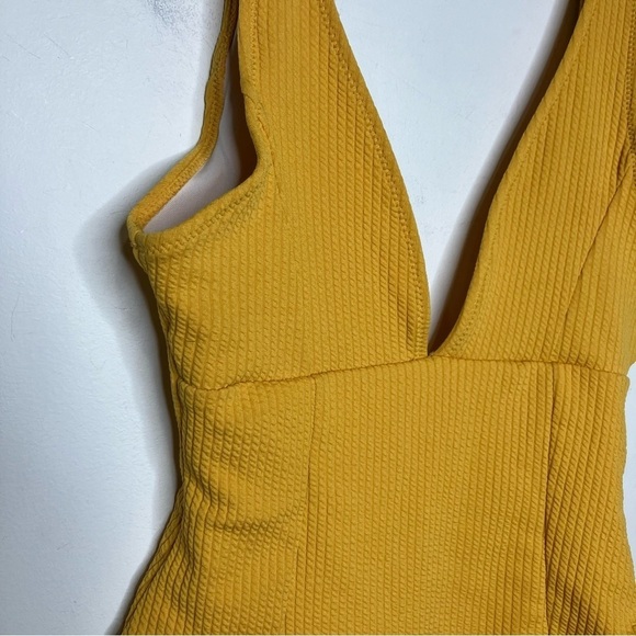SHEIN deep v one piece swimsuit cheeky mustard Yellow size large - Picture 2 of 5